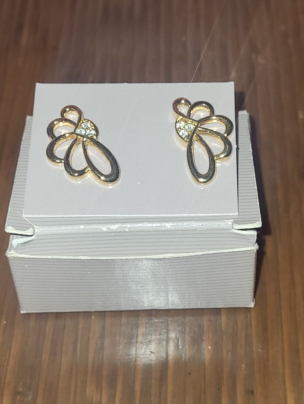 Vintage New In Box 1987 Avon "Delicate Sparkle" Earrings Gold Tone & Rhinestone